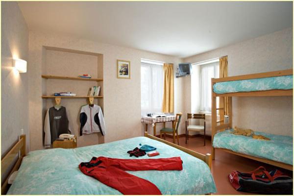 Hotel H\u00F4tel de la Haute Montagne à Lajoux Chambre photo