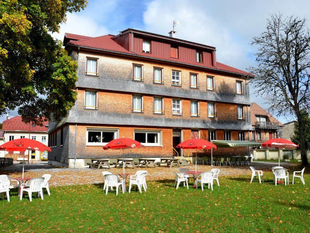 Hotel H\u00F4tel de la Haute Montagne à Lajoux Extérieur photo